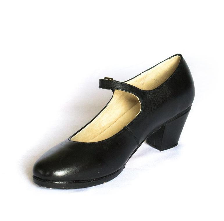Zapato de folklore de niña